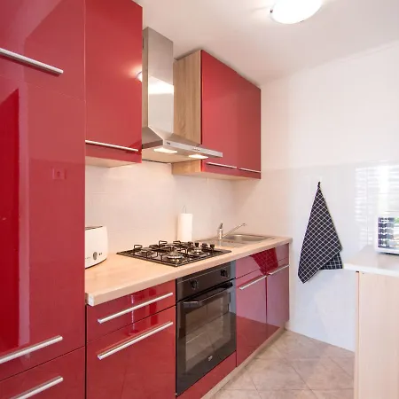 Apartment Veky *